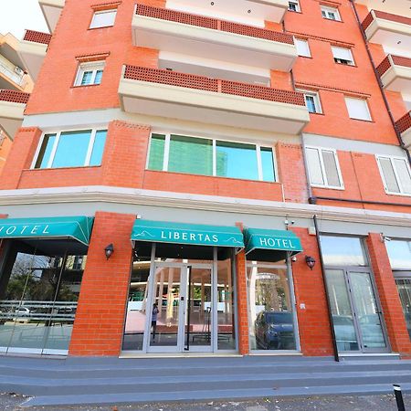 Hotel Libertas فلورا المظهر الخارجي الصورة